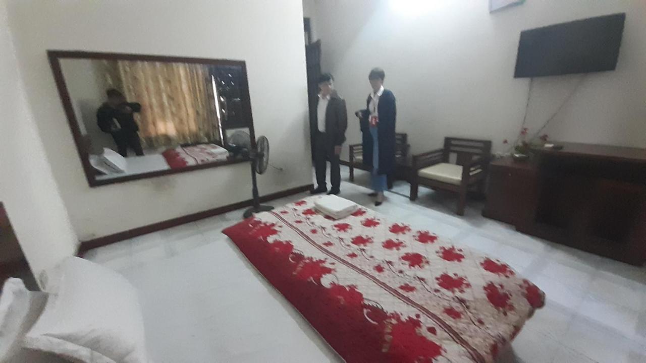 Oyo 681 Hoang Lan Guesthouse Hanoi Exterior photo